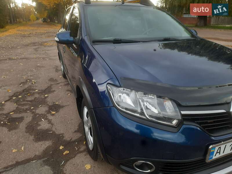Хэтчбек Renault Sandero StepWay 2016 в Кролевце