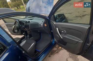 Хетчбек Renault Sandero StepWay 2016 в 