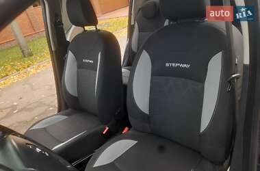 Хетчбек Renault Sandero StepWay 2016 в 