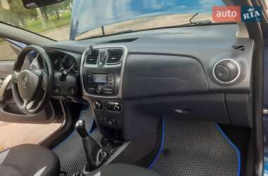 Хетчбек Renault Sandero StepWay 2016 в 
