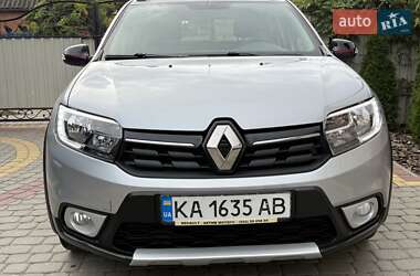 Хэтчбек Renault Sandero StepWay 2019 в 