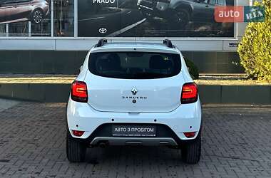 Хэтчбек Renault Sandero StepWay 2020 в 