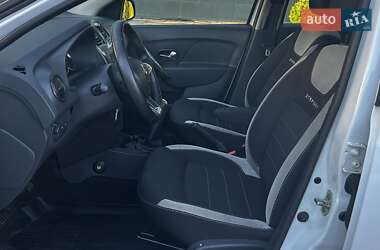 Хэтчбек Renault Sandero StepWay 2020 в 