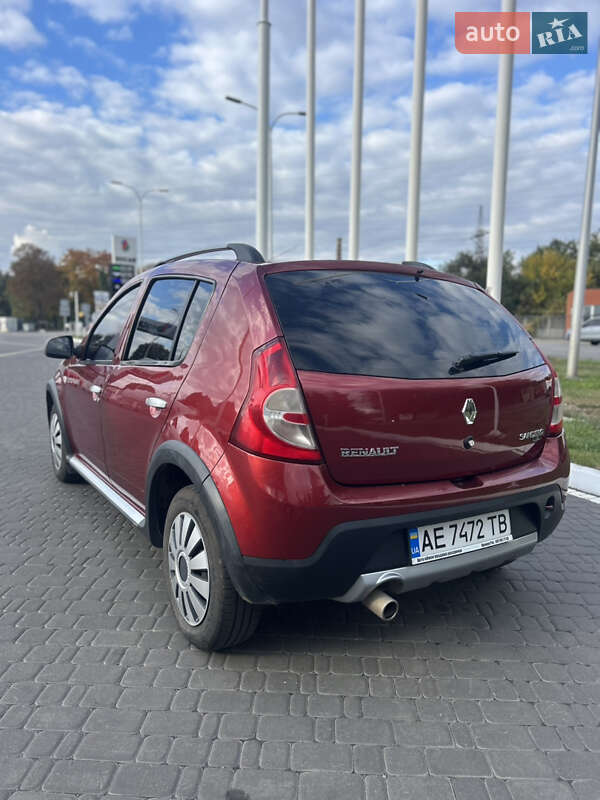 Позашляховик / Кросовер Renault Sandero StepWay 2011 в Дніпрі