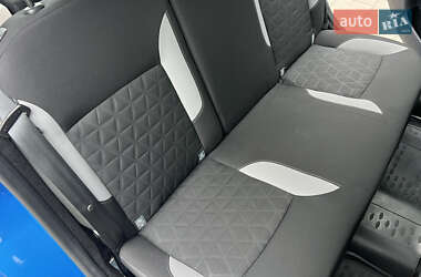 Хэтчбек Renault Sandero StepWay 2016 в 