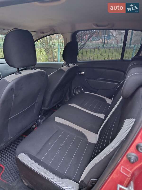 Хэтчбек Renault Sandero StepWay 2017 в Чернигове фото 4 Хэтчбек Renault Sandero StepWay 2017 в Чернигове