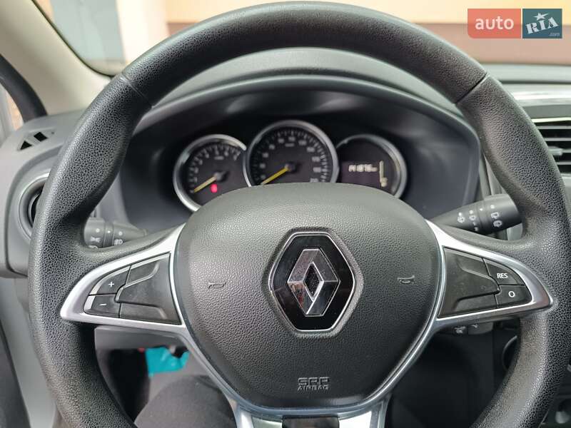 Хэтчбек Renault Sandero StepWay 2018 в Житомире фото 18 Хэтчбек Renault Sandero StepWay 2018 в Житомире