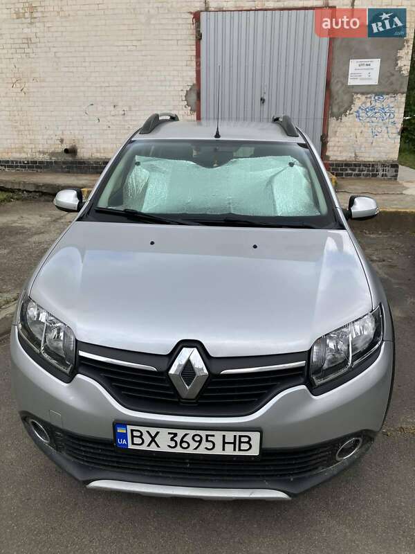 Renault Sandero StepWay 2015