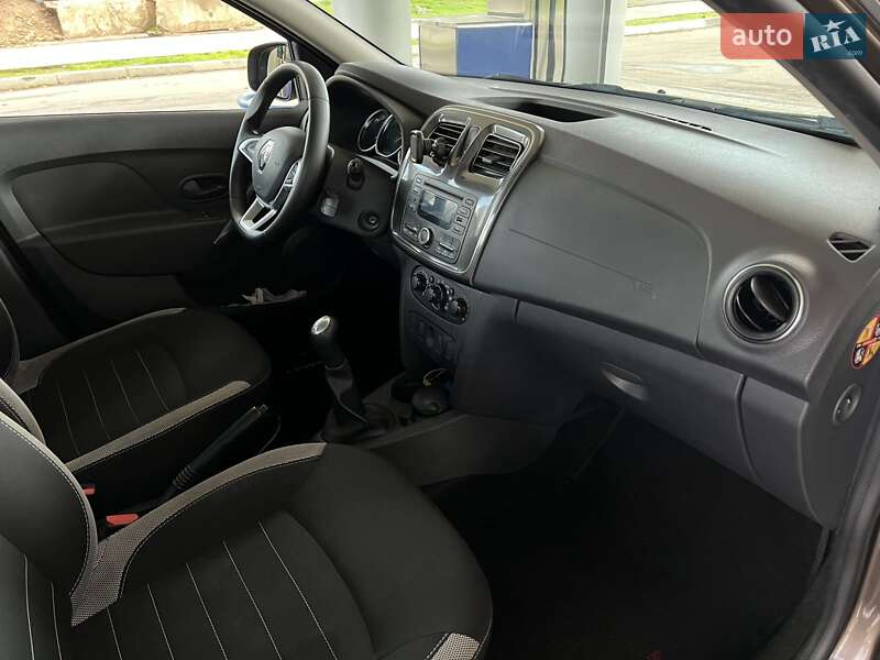 Хетчбек Renault Sandero StepWay 2017 в Миколаєві фото 21 Хетчбек Renault Sandero StepWay 2017 в Миколаєві