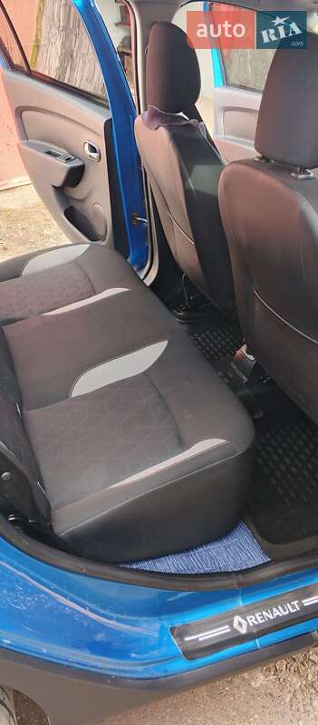 Хетчбек Renault Sandero StepWay 2016 в Хмельницькому фото 10 Хетчбек Renault Sandero StepWay 2016 в Хмельницькому