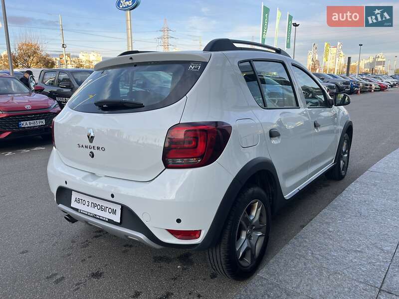 Хэтчбек Renault Sandero StepWay 2021 в Киеве