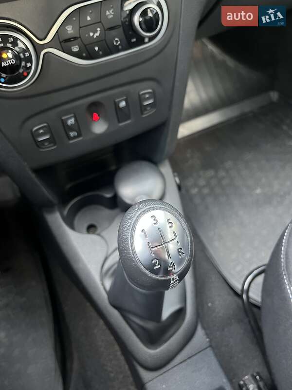 Хэтчбек Renault Sandero StepWay 2021 в Киеве