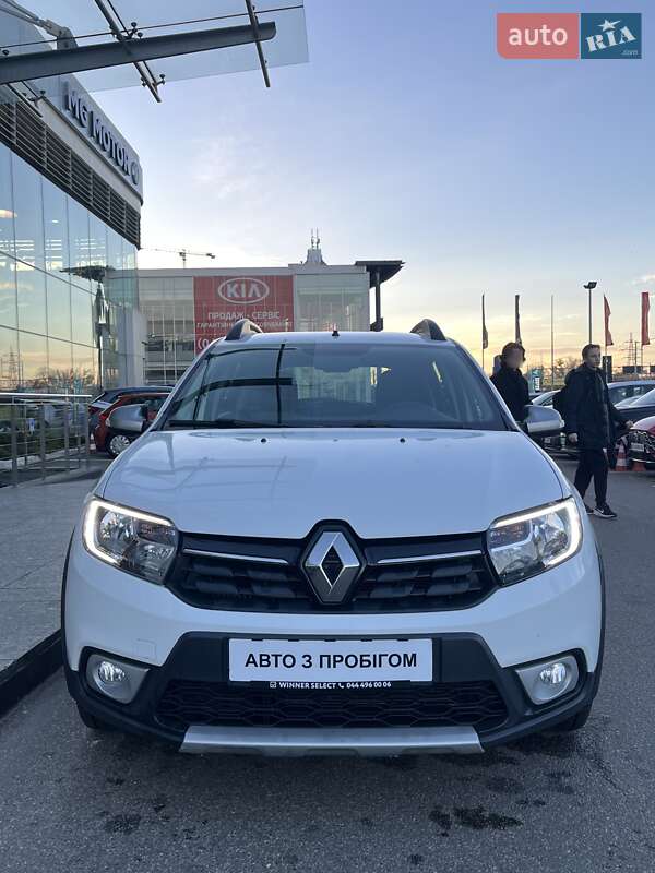 Хэтчбек Renault Sandero StepWay 2021 в Киеве фото 3 Хэтчбек Renault Sandero StepWay 2021 в Киеве