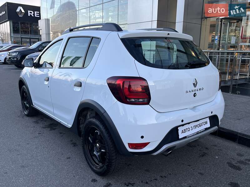 Хэтчбек Renault Sandero StepWay 2021 в Киеве фото 8 Хэтчбек Renault Sandero StepWay 2021 в Киеве