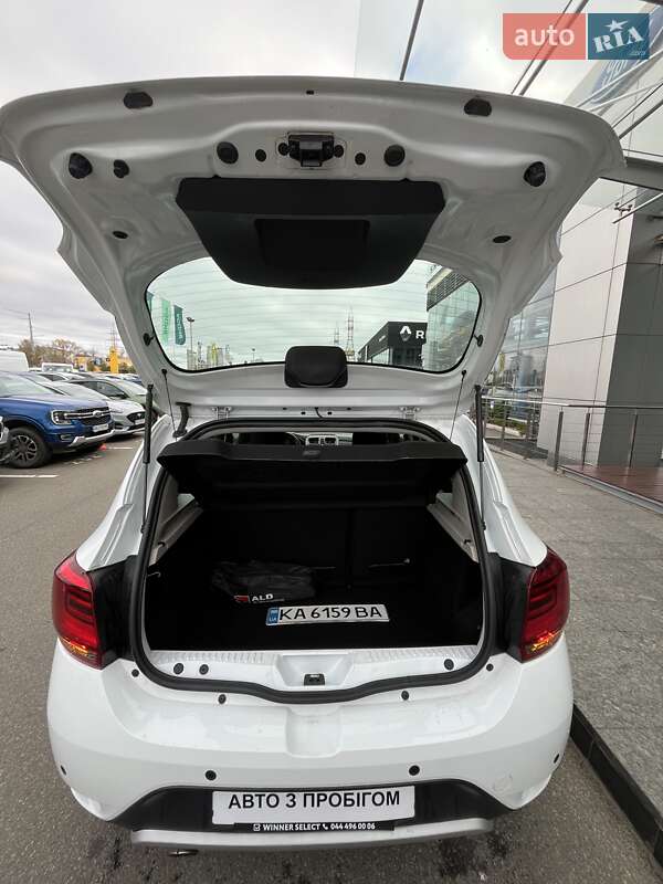 Хэтчбек Renault Sandero StepWay 2020 в Киеве