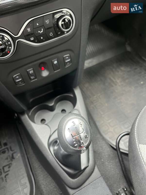 Хэтчбек Renault Sandero StepWay 2020 в Киеве