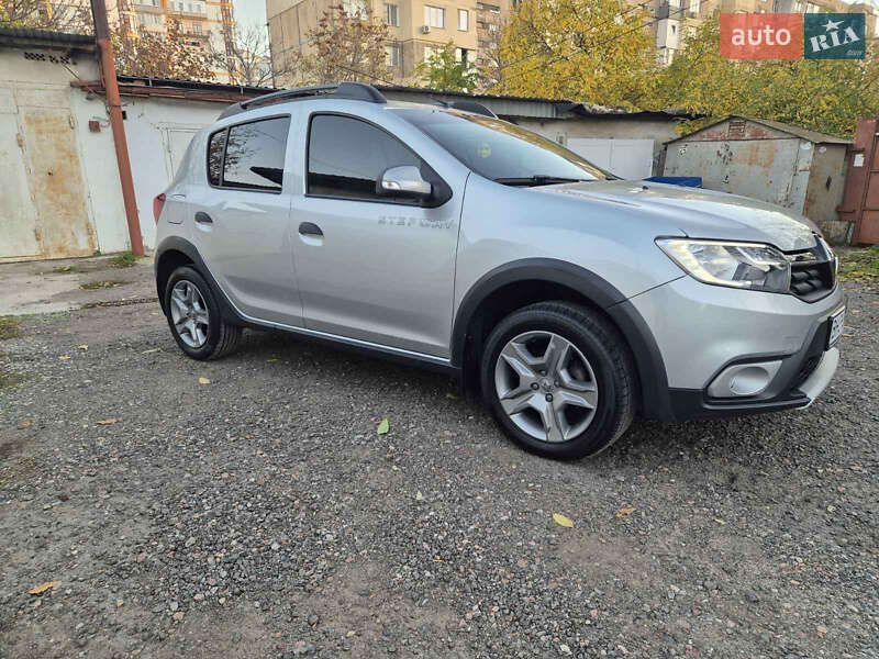 Хэтчбек Renault Sandero StepWay 2021 в Одессе