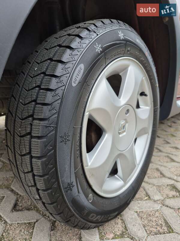 Внедорожник / Кроссовер Renault Sandero StepWay 2012 в Киеве