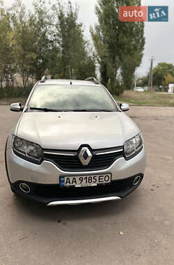 Внедорожник / Кроссовер Renault Sandero StepWay 2013 в Кривом Роге