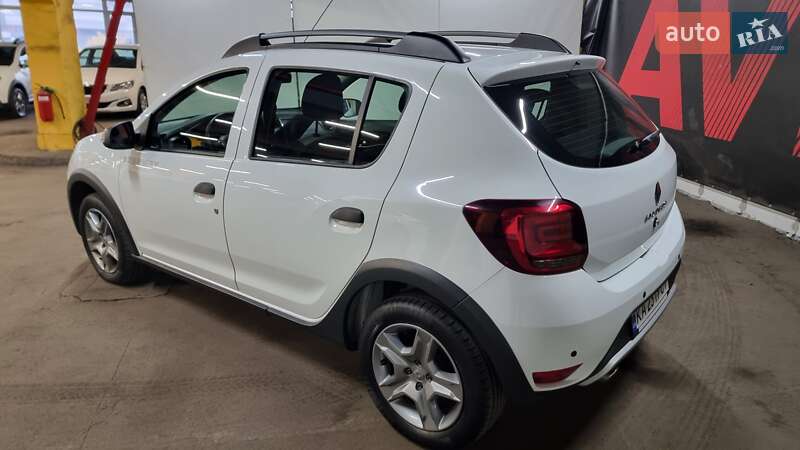 Хэтчбек Renault Sandero StepWay 2021 в Киеве