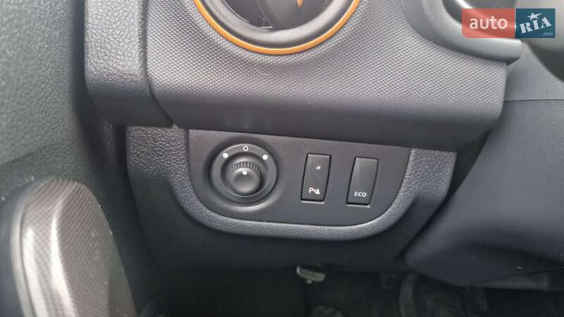 Внедорожник / Кроссовер Renault Sandero StepWay 2017 в Днепре