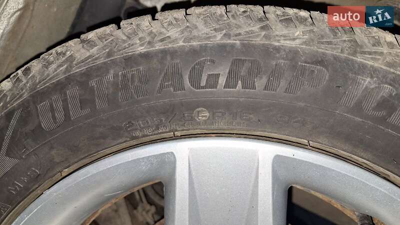 Хэтчбек Renault Sandero StepWay 2016 в Тернополе фото 41 Хэтчбек Renault Sandero StepWay 2016 в Тернополе