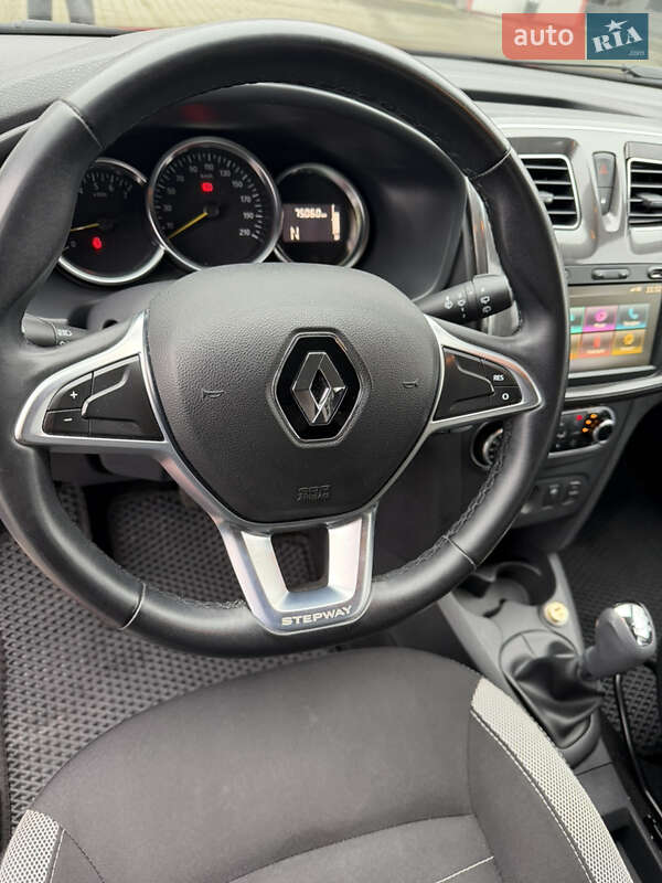 Хэтчбек Renault Sandero StepWay 2019 в Киеве фото 8 Хэтчбек Renault Sandero StepWay 2019 в Киеве