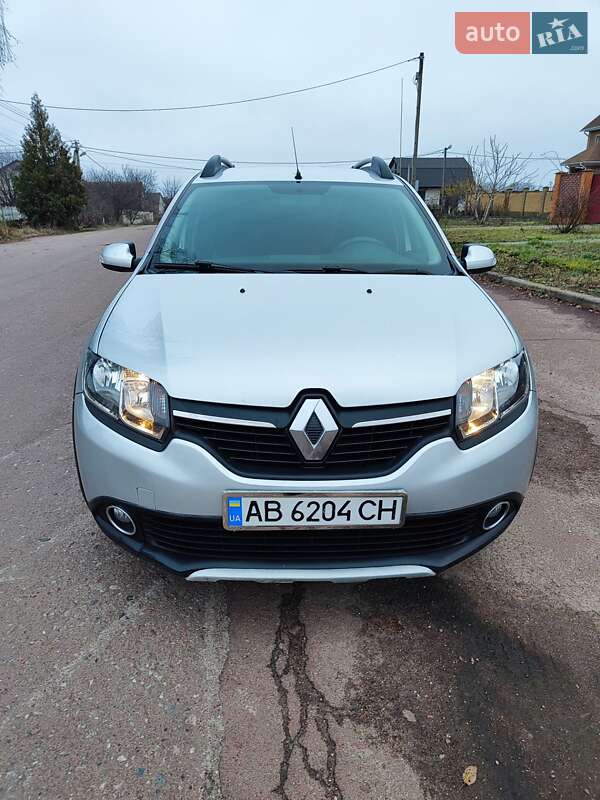 Позашляховик / Кросовер Renault Sandero StepWay 2015 в Кролевці