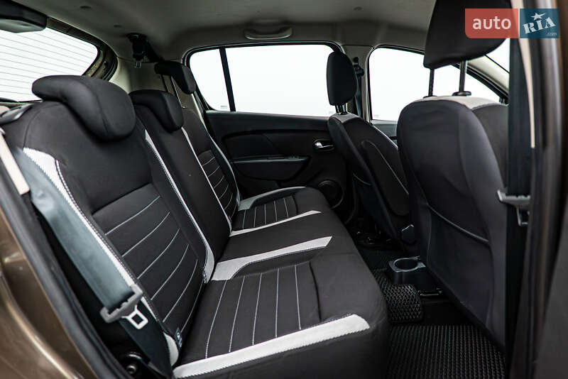 Хетчбек Renault Sandero StepWay 2019 в Києві