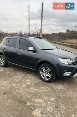 Хэтчбек Renault Sandero StepWay 2022 в Одессе