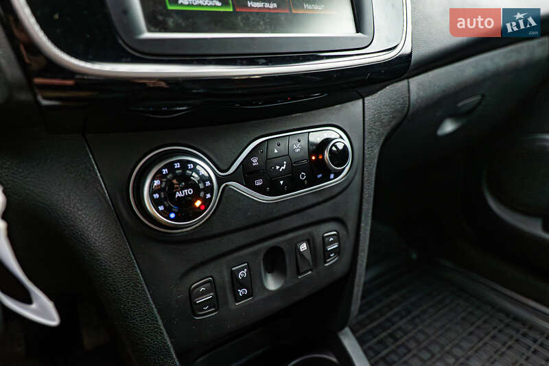 Хэтчбек Renault Sandero StepWay 2019 в Киеве