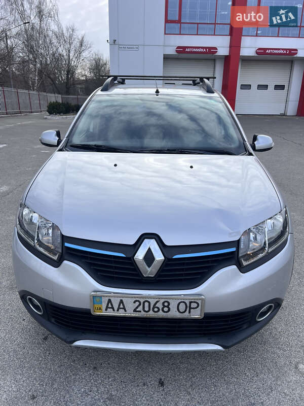 Renault Sandero StepWay 2014
