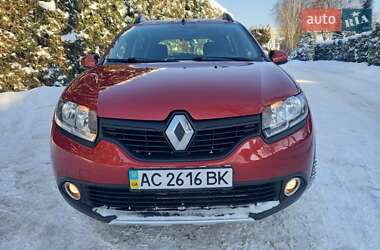 Внедорожник / Кроссовер Renault Sandero StepWay 2014 в Светловодске