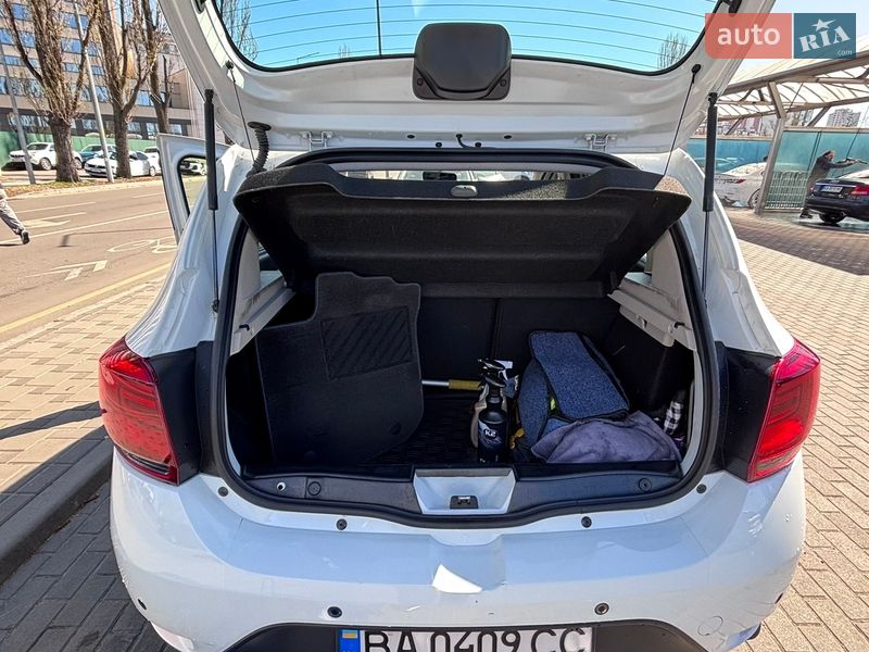 Хетчбек Renault Sandero StepWay 2020 в Києві