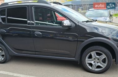 Хэтчбек Renault Sandero StepWay 2019 в Львове