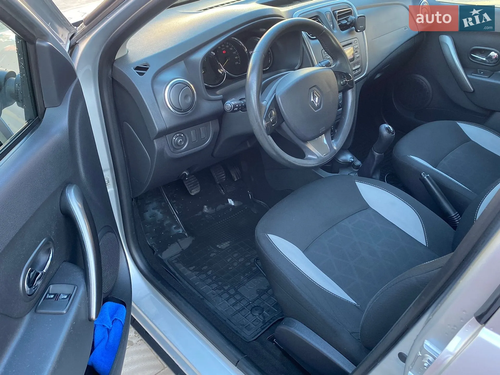 2015 Renault Sandero - мініатюра 17