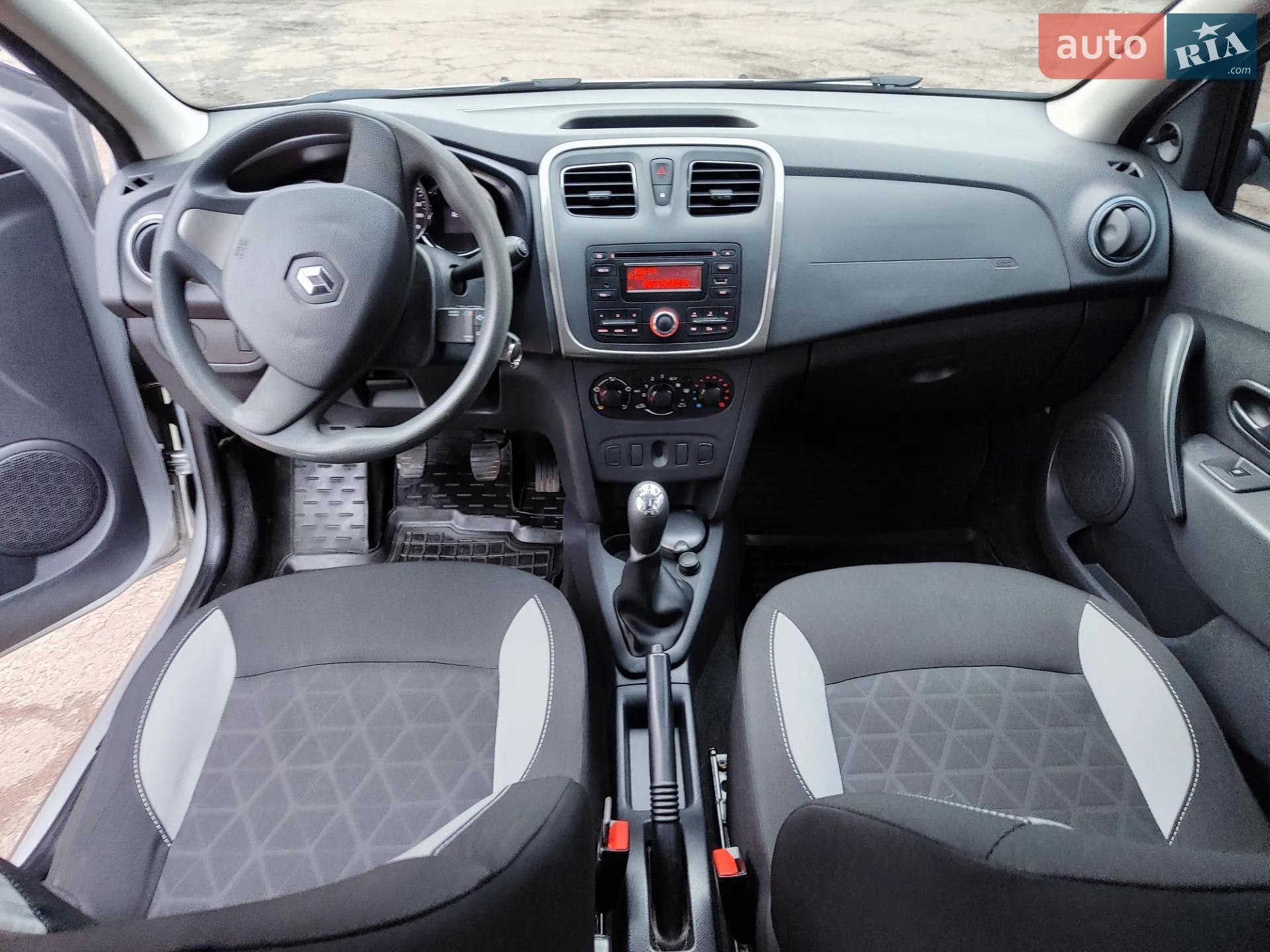 2015 Renault Sandero - мініатюра 17