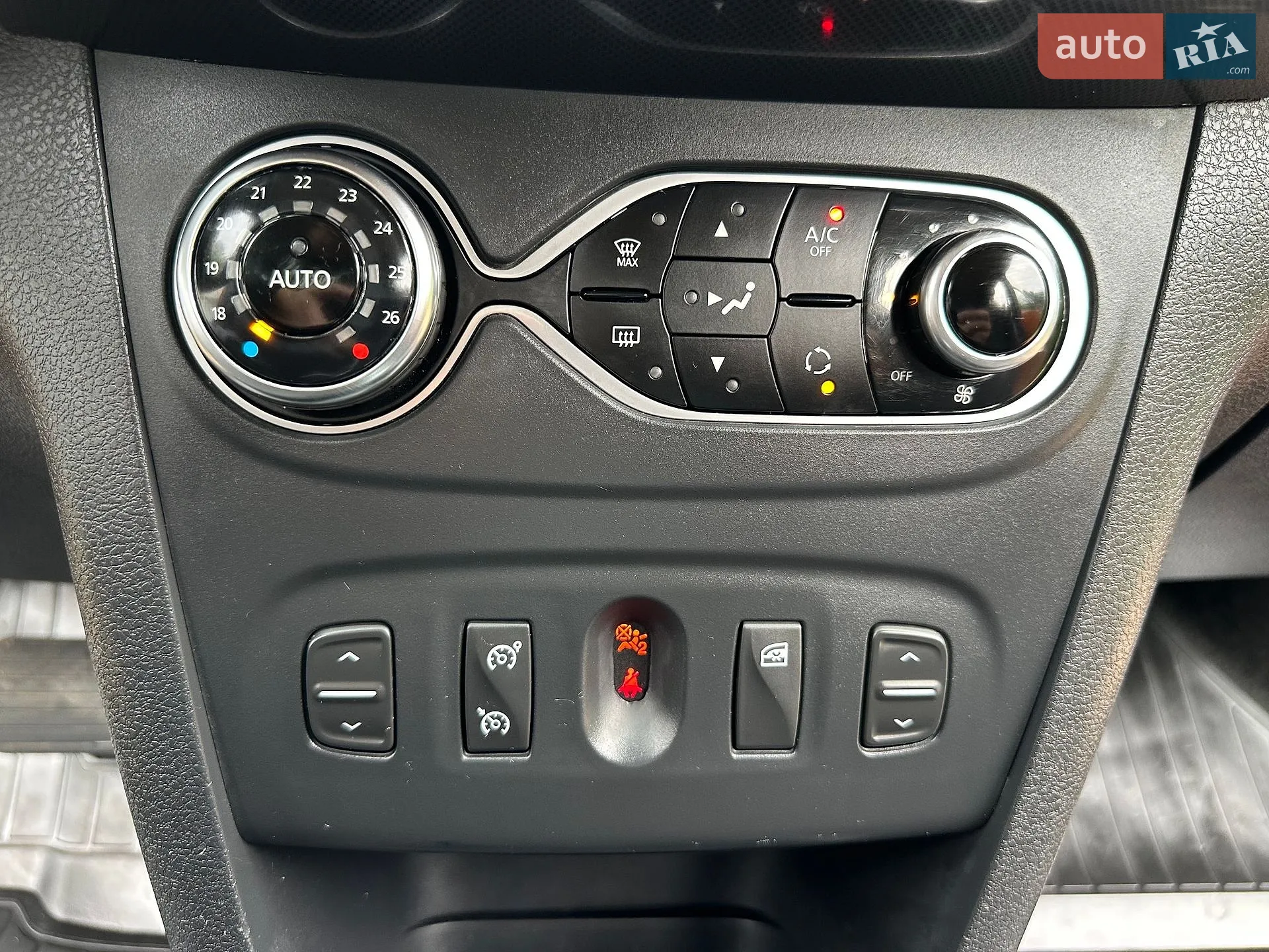 2017 Renault Sandero - мініатюра 76