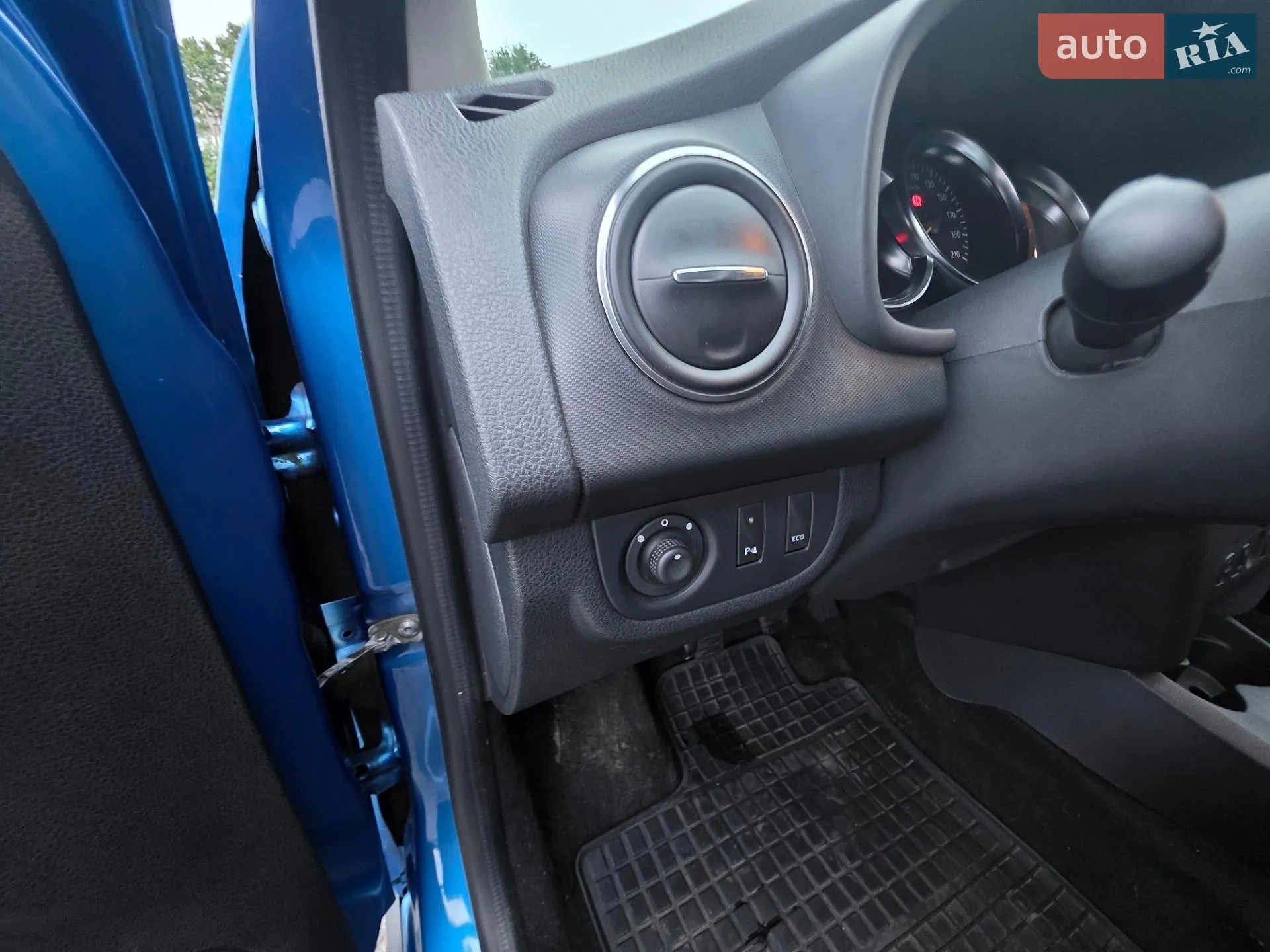 2019 Renault Sandero - мініатюра 12