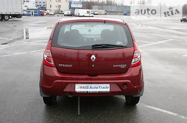 Хэтчбек Renault Sandero 2011 в Киеве