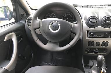 Хэтчбек Renault Sandero 2010 в Сумах