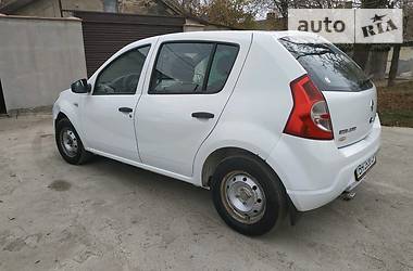 Хэтчбек Renault Sandero 2010 в Одессе