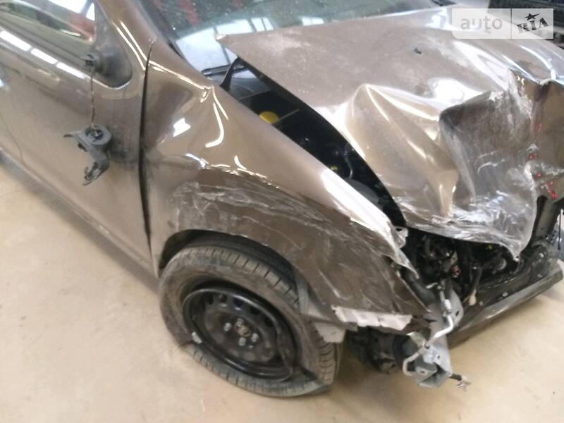 Хетчбек Renault Sandero 2019 в Ужгороді фото 11 Хетчбек Renault Sandero 2019 в Ужгороді