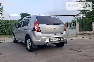 Хэтчбек Renault Sandero 2010 в Северодонецке