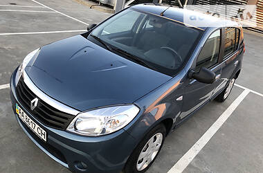 Хэтчбек Renault Sandero 2011 в Киеве