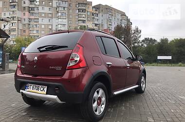 Внедорожник / Кроссовер Renault Sandero 2012 в Херсоне