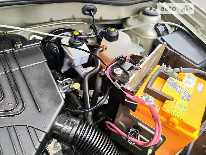 Хэтчбек Renault Sandero 2012 в Ахтырке
