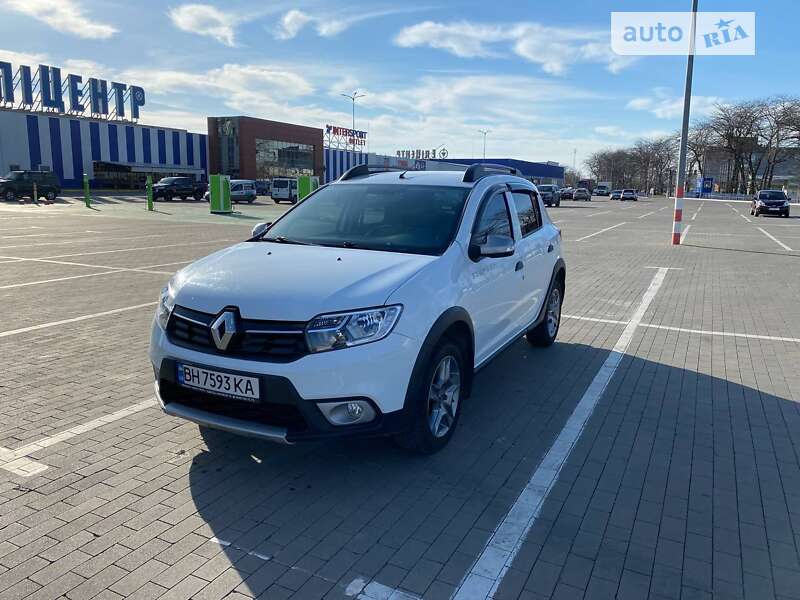 Хэтчбек Renault Sandero 2019 в Одессе
