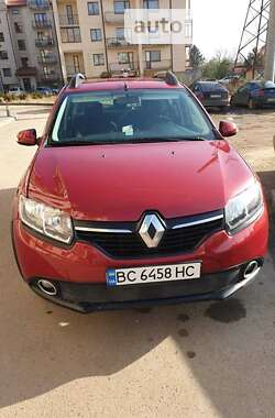 Хэтчбек Renault Sandero 2013 в Львове