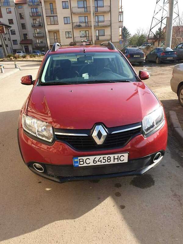 Хэтчбек Renault Sandero 2013 в Львове